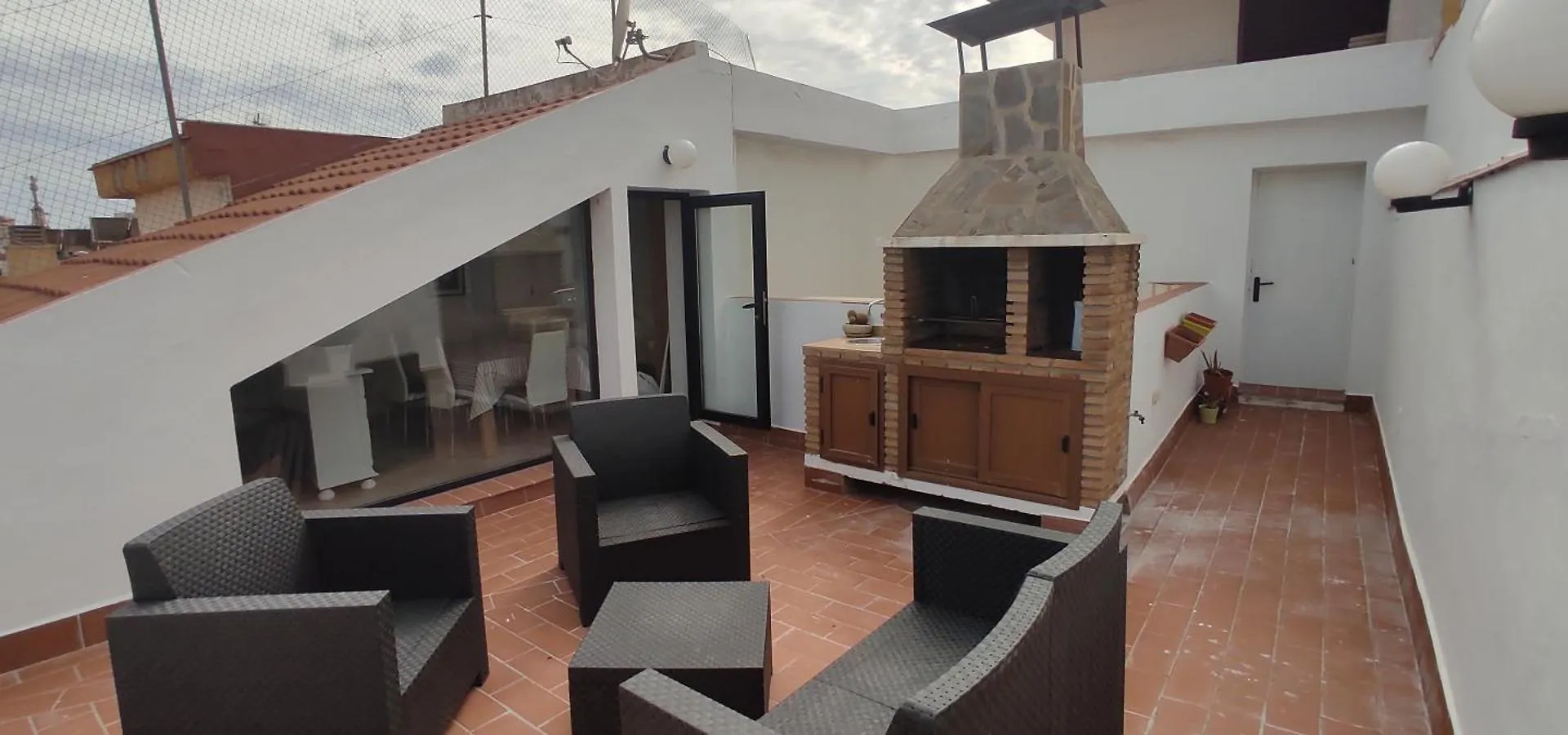 Apartamentos Seneca Junto Al Centro Malaga Apartment